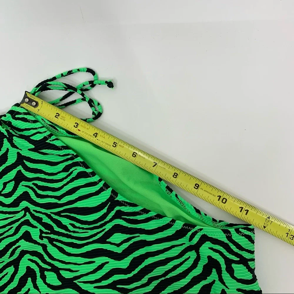 Coastal Waves ruffle neckline
